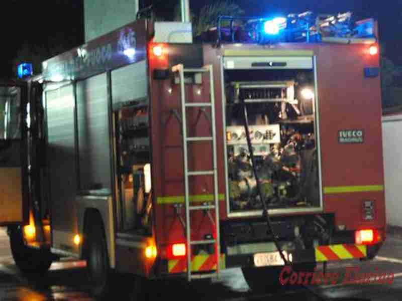 Due auto in fiamme nella notte a Rosolini