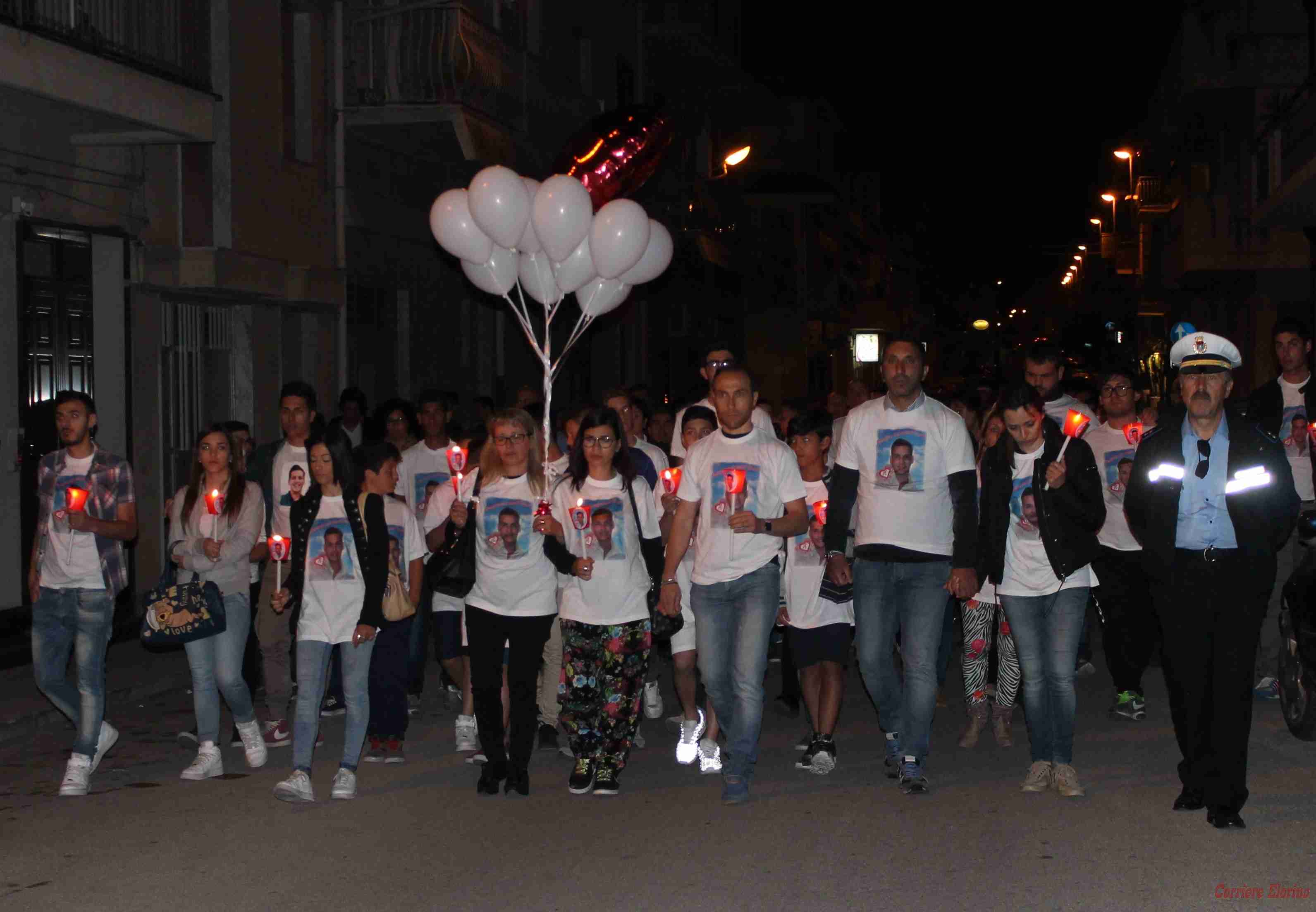 Fiaccolata in ricordo di Angelo Modica, mister Sorriso