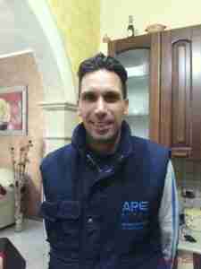 Jhonny Latino, il "papà" che chiede da oltre quattro mesi il ripristino dell'altalena