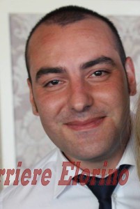 In foto Carmelo Maltese, titolare del tabacchi