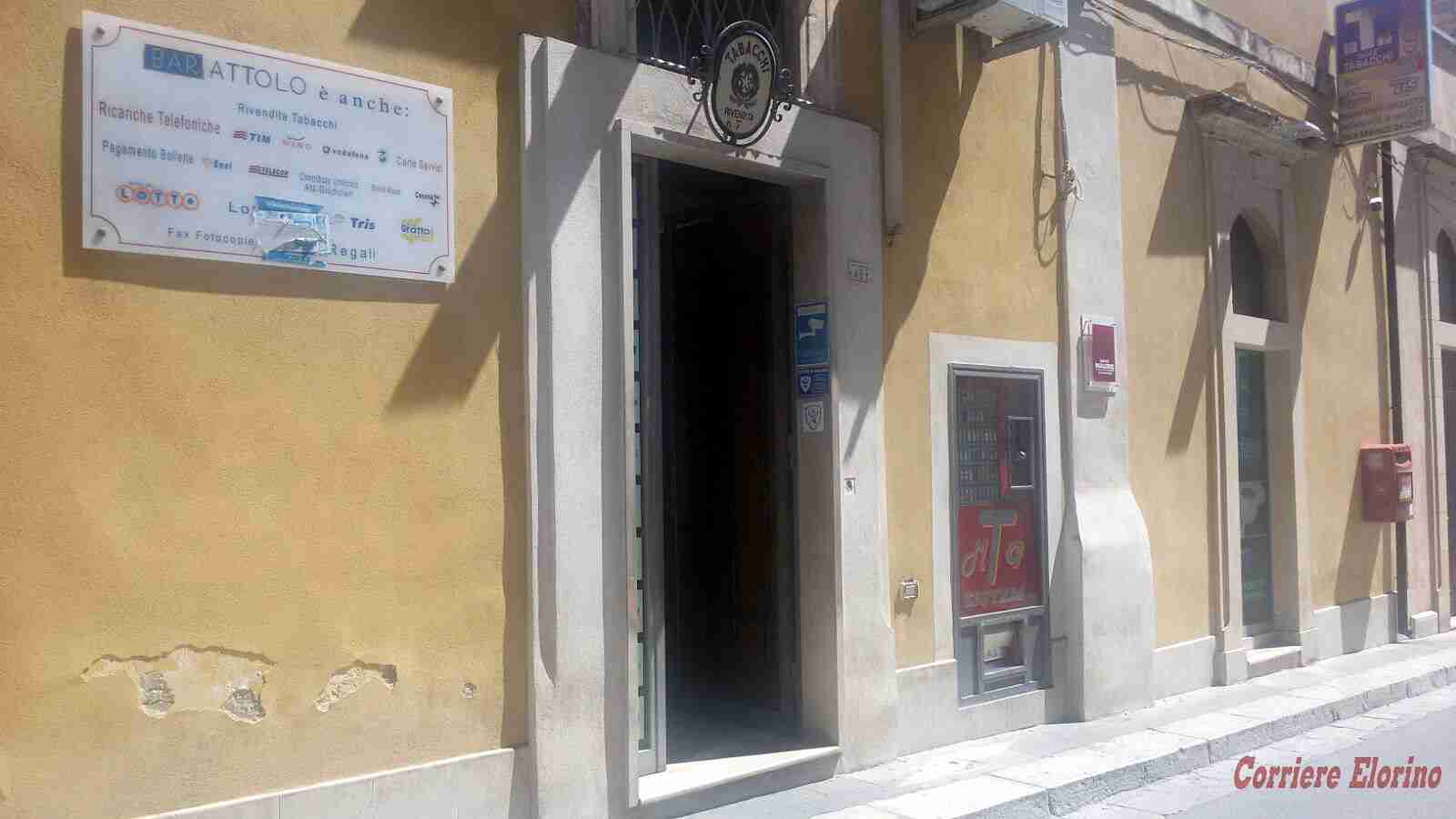 Sfondano l’ngresso con una bombola del gas: derubata nella notte una rivendita di tabacchi