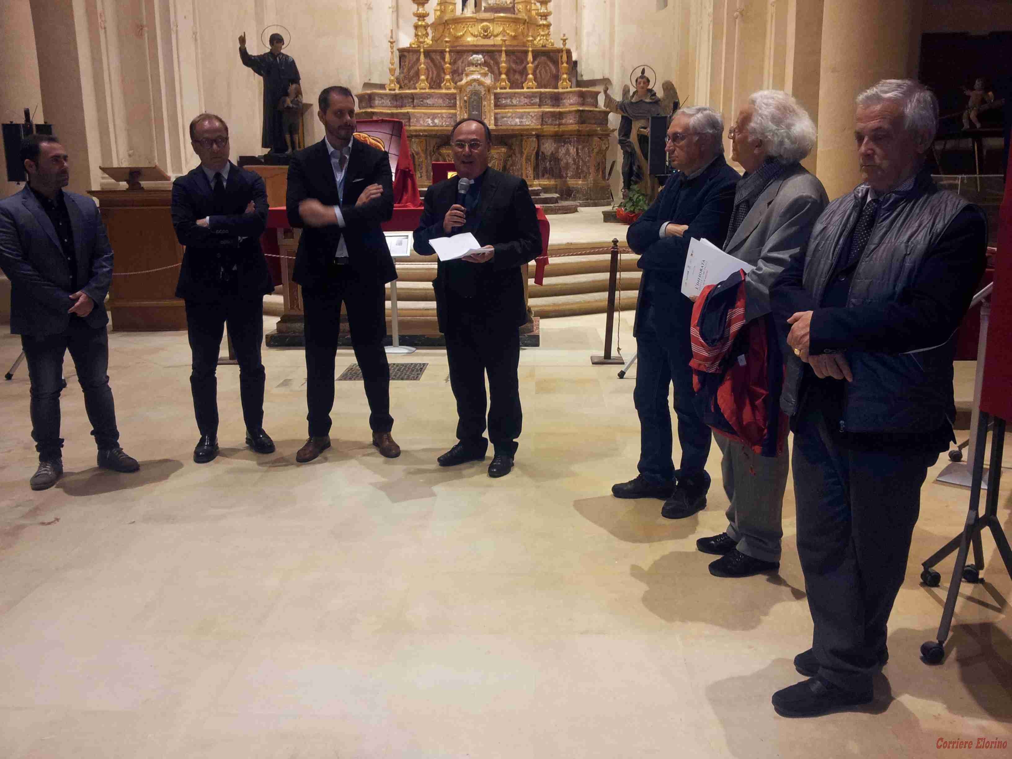 “Dipingere la Luce”, inaugurata nella chiesa di San Domenico a Noto la mostra di Francesco Mori