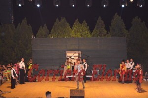 Esibizione scuola di ballo “ Dancing Star” del Maestro Longano