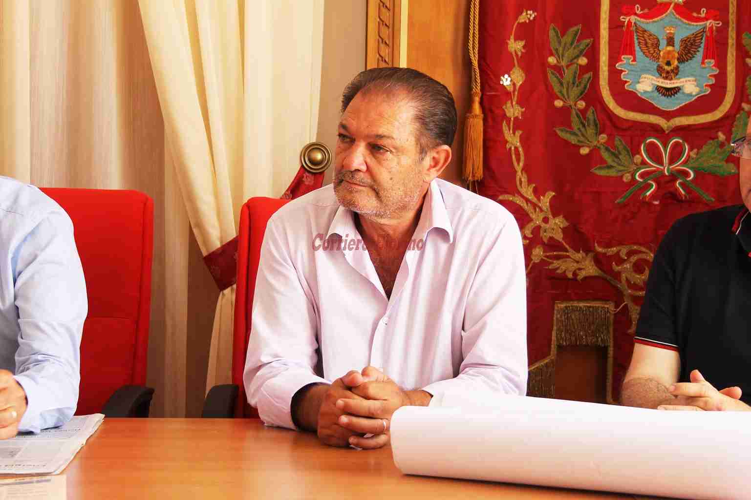 Corrado Modica presenta le dimissioni da assessore