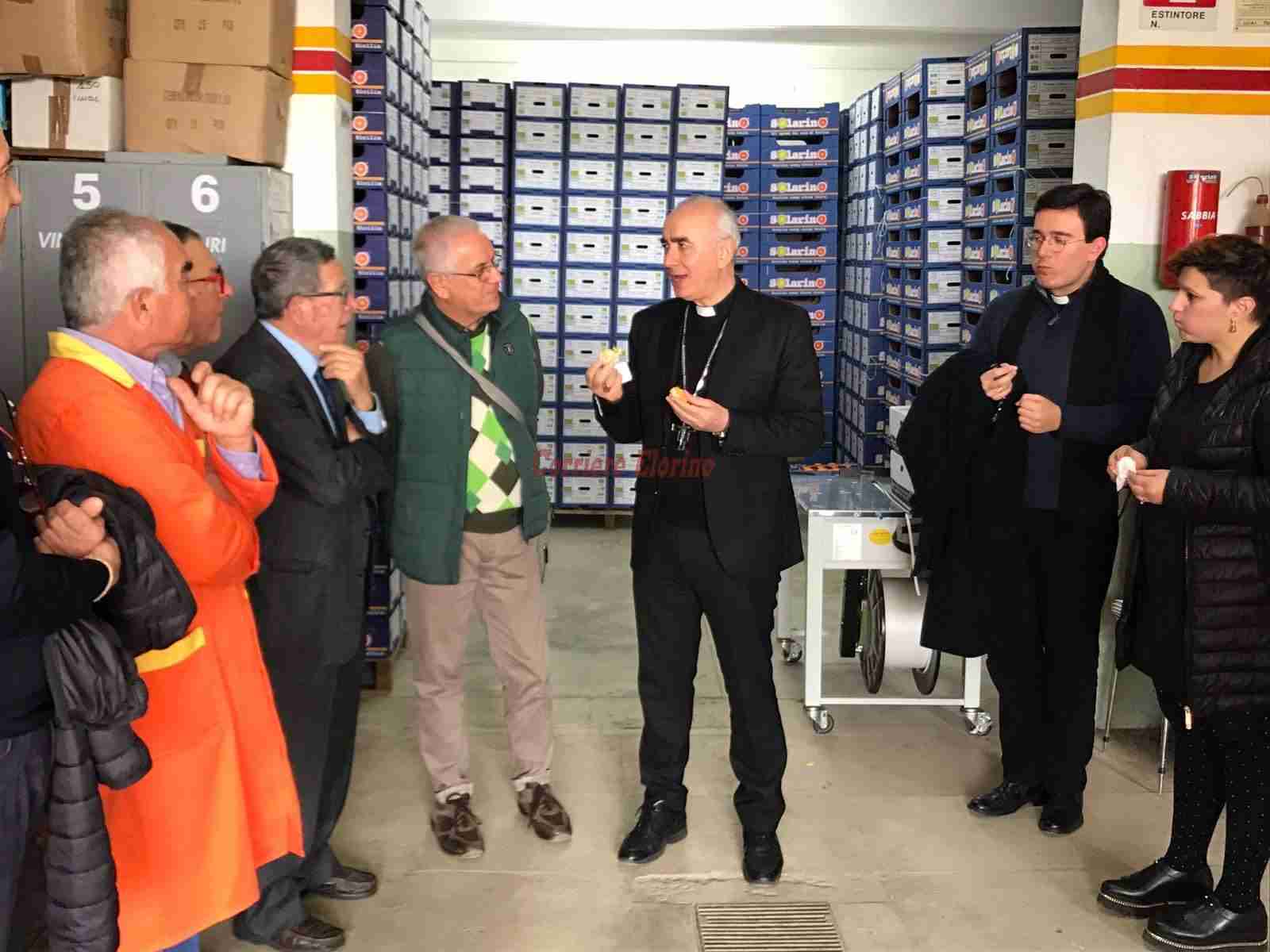 Il Vescovo Staglianò in visita alla Bioagricola F.lli Solarino