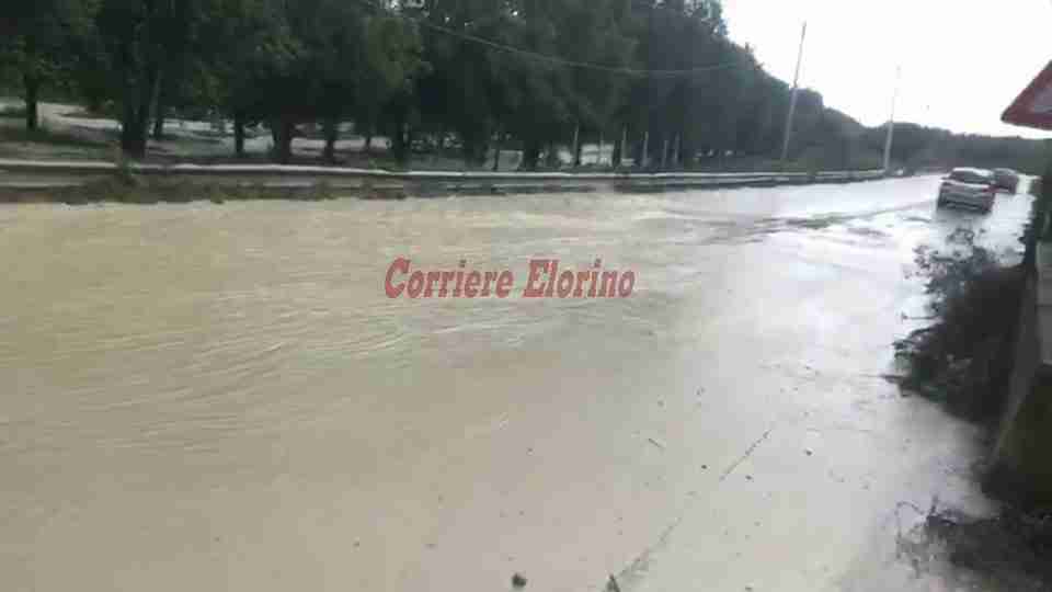 Strada provinciale Rosolini-Pachino: un fiume in piena