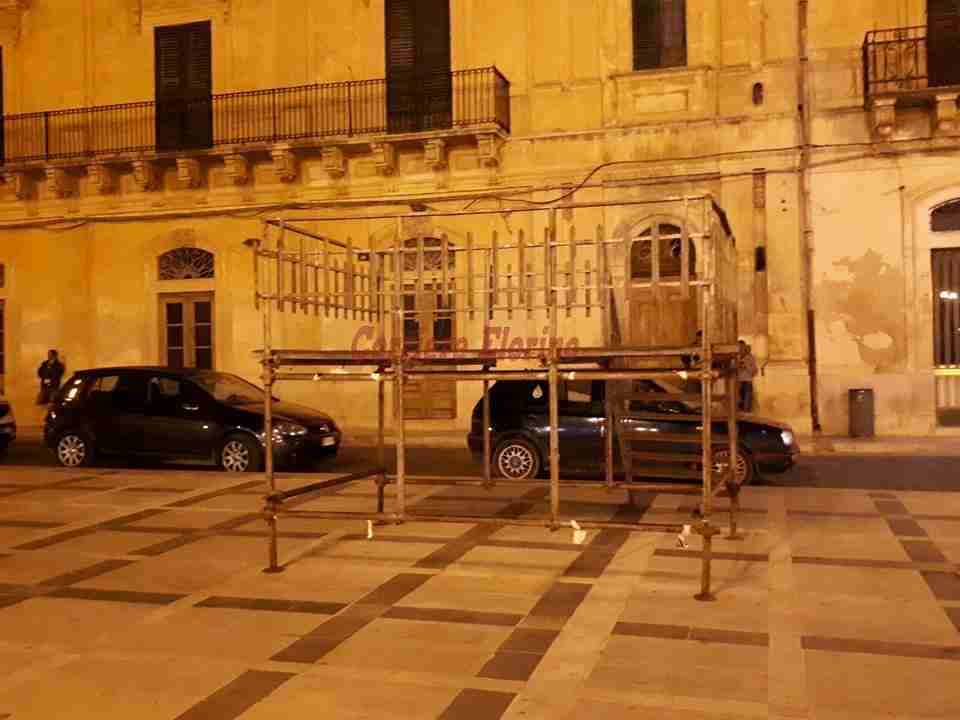 Venerdì ultimi comizi in piazza. Ecco tutti gli orari