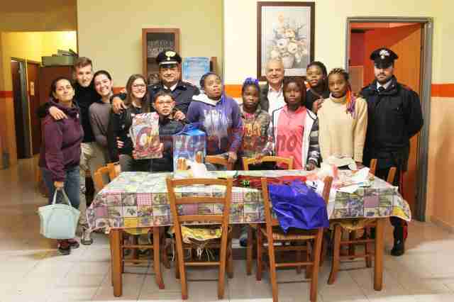 I Carabinieri regalano un “sorriso” al centro per minori “Arcobaleno” di Rosolini