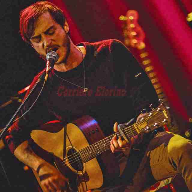 Con il brano “Notturno”, il cantautore Leonardo Gallato vince “l’Ugo Calise Festival”