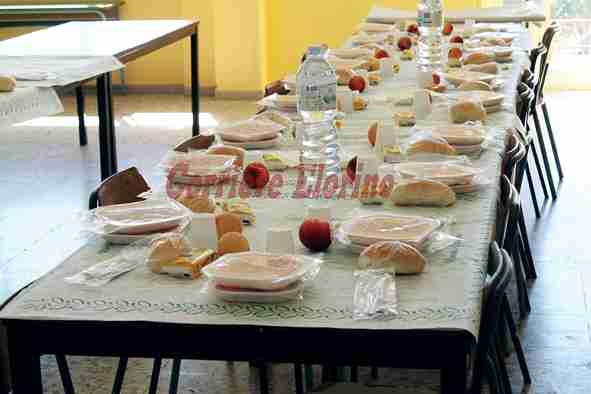 “Troppo apporto calorico”, ridotta la tabella dietetica della mensa scolastica