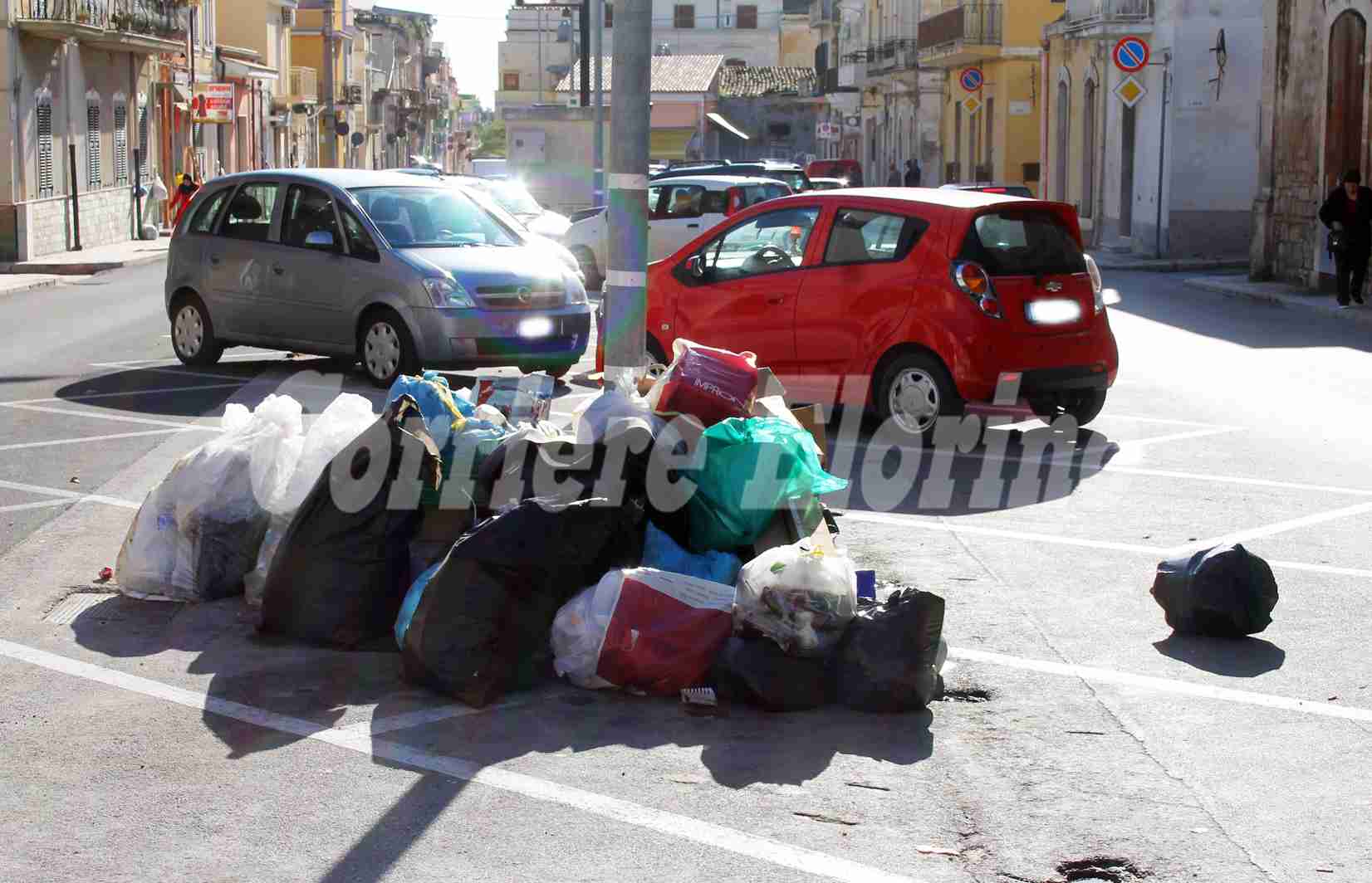 Oggi raccolta rifiuti ferma, il sindaco si scusa con la città: “In 4 mesi abbiamo pagato oltre 600 mila euro”