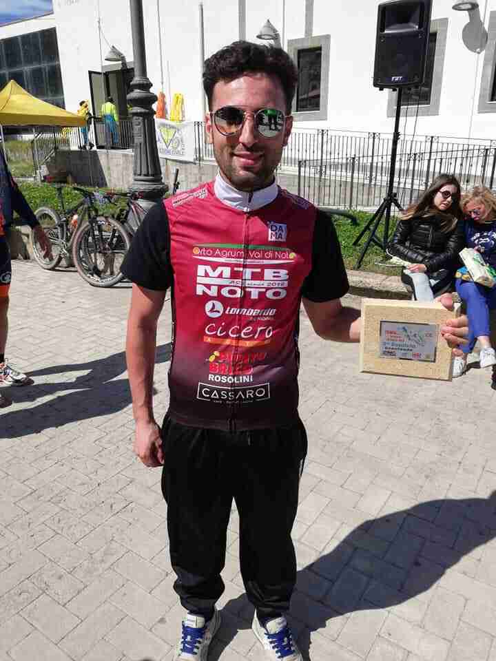 Oro e argento al Campionato FCI di Mtb per il rosolinese Giuseppe Caschetto