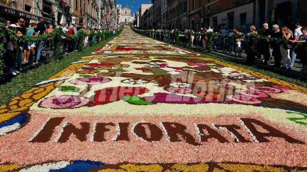 Rosolini presente all’Infiorata di Noto: uno spazio e una brochure per raccontare il territorio