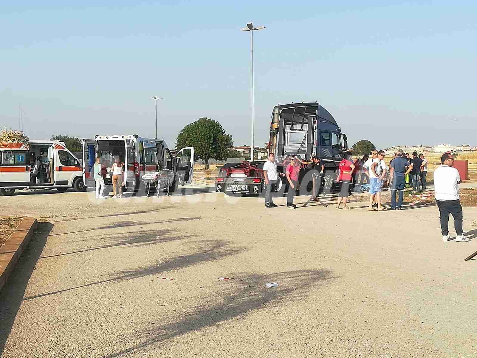 Truck Day, camion sulla folla. Un ferito grave