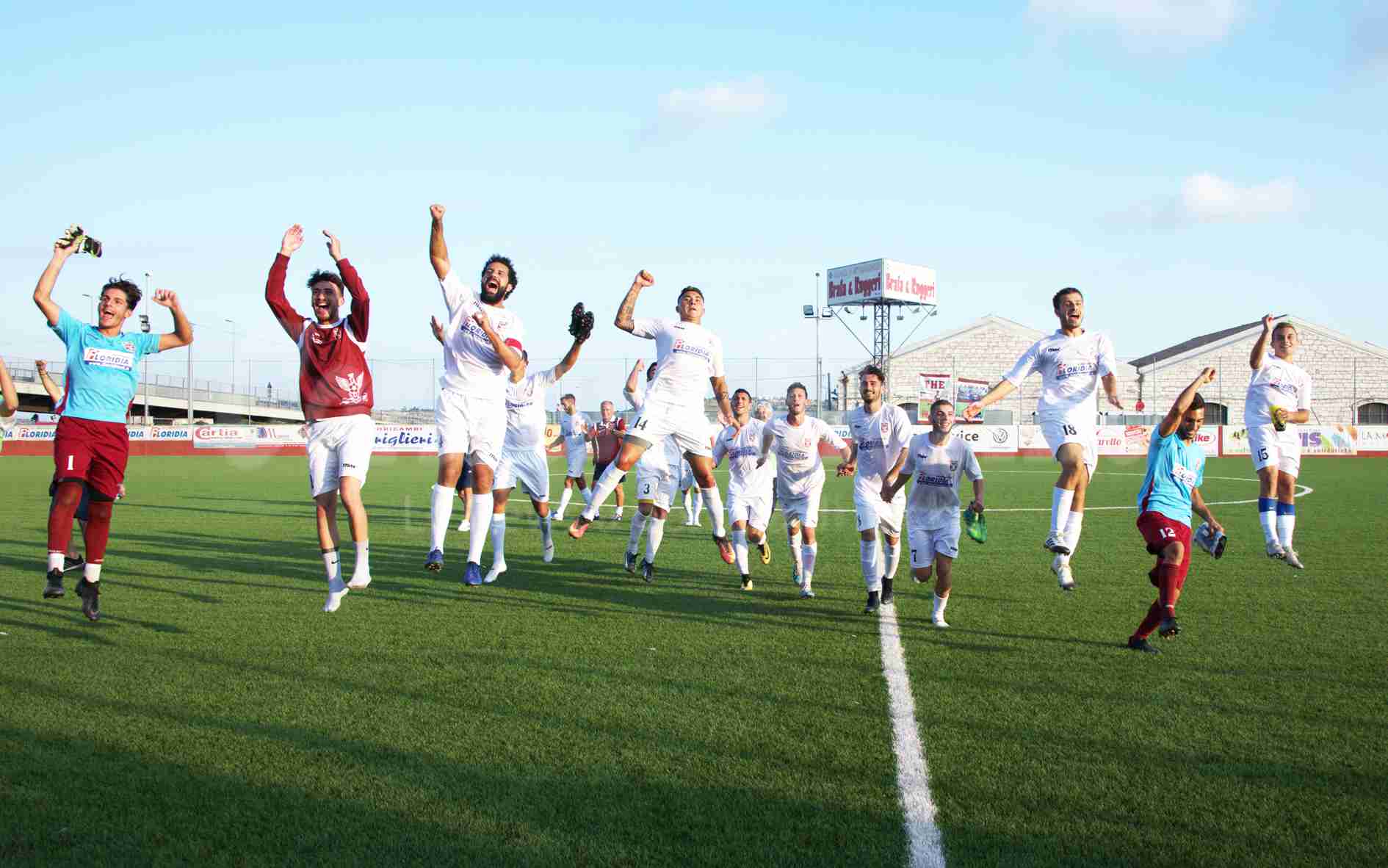 Quinta vittoria di fila dei granata, Ricca e Agudiak firmano il 2 a 0 sul Real Siracusa