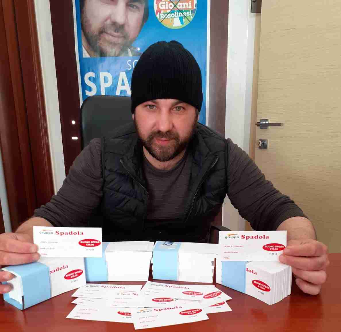 Coronavirus – Il Consigliere Spadola dona 2.400 € di buoni spesa per le famiglie bisognose alle 4 Parrocchie di Rosolini