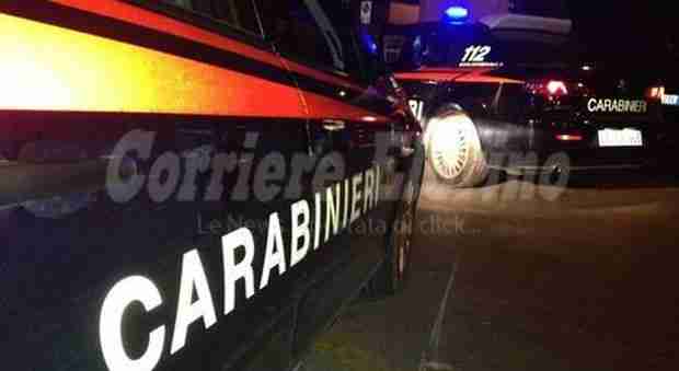 Donna rosolinese accoltella il marito al culmine di una lite: intervengono i Carabinieri