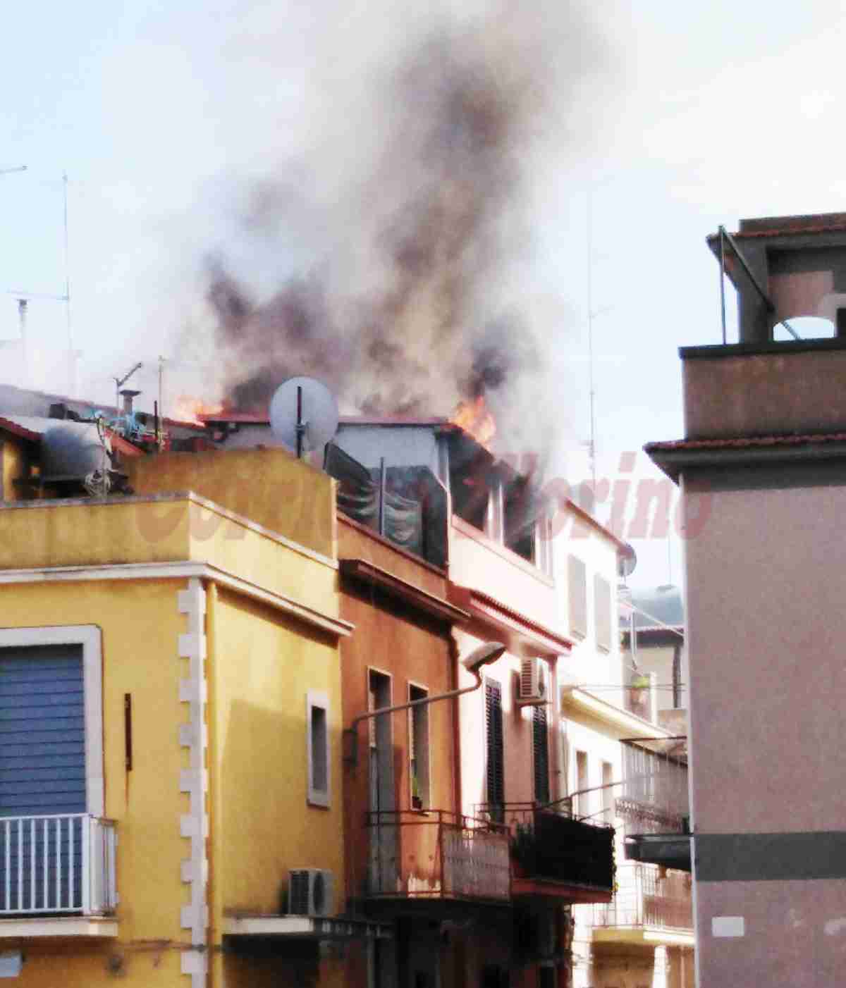 Rosolini, fuga di gas in via Arimondi, a fuoco una palazzina