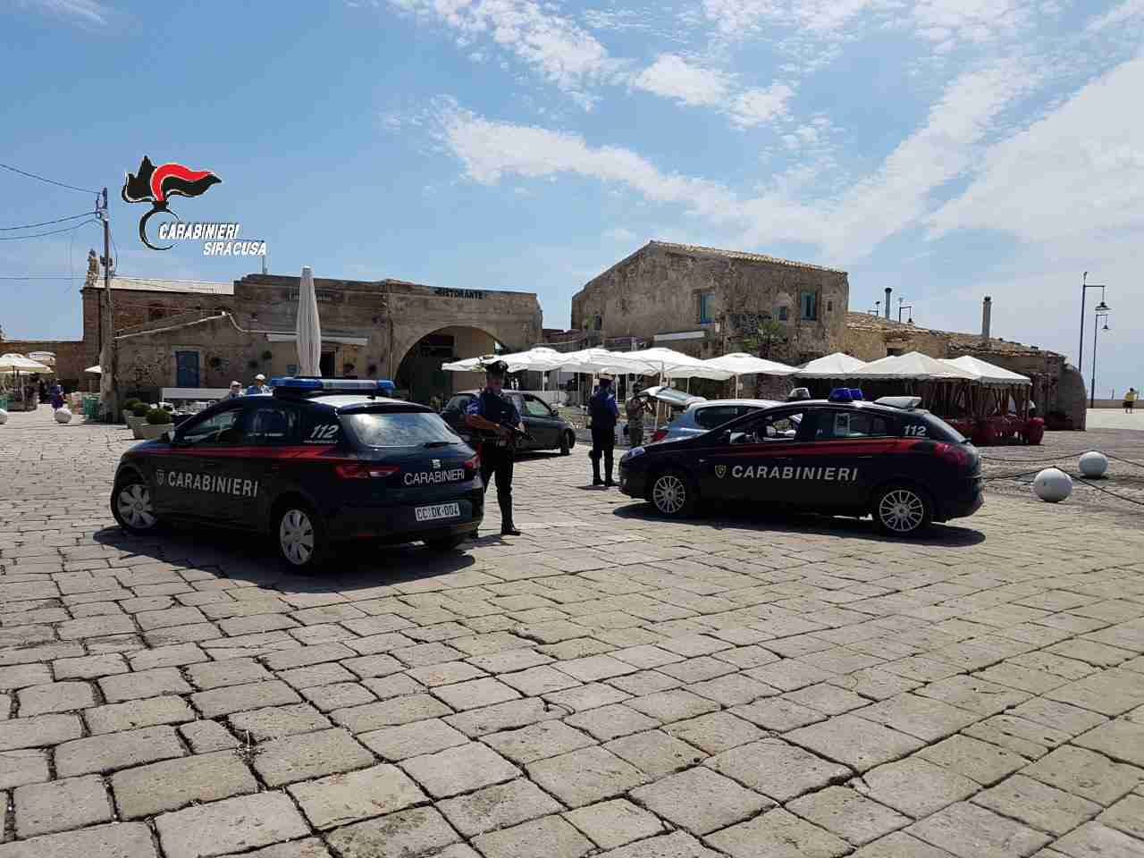 Ferragosto sicuro: in Provincia di Siracusa 8 denunce, 50 contravvenzioni e 1 arresto per maltrattamenti