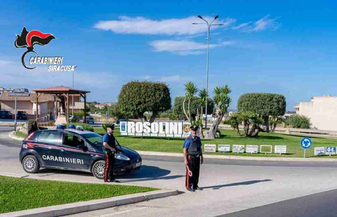 Da Castelvetrano a Rosolini per sfuggire ai Carabinieri, arrestata 22enne