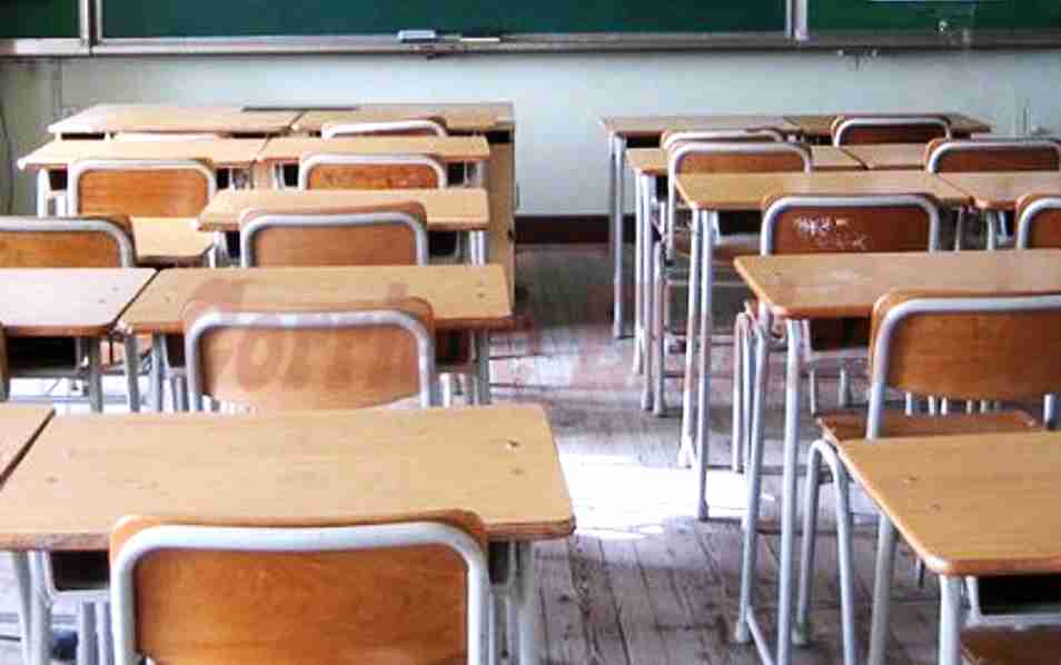 Covid, Musumeci: “In Sicilia la scuola resta chiusa per altri 3 giorni”, si riapre giovedì 13 gennaio