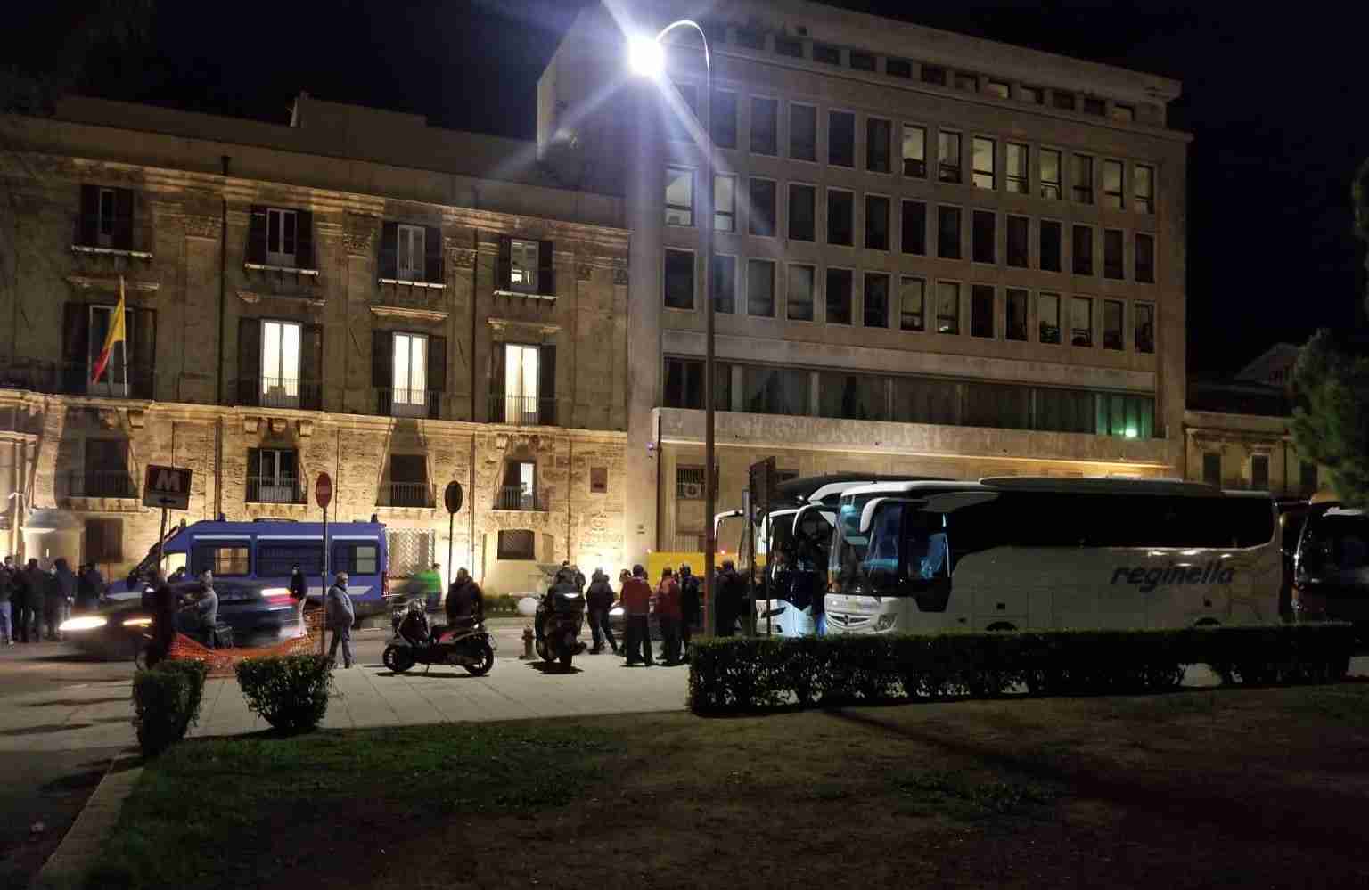 Protesta associazione bus turistici, il Governo Regionale accoglie le richieste