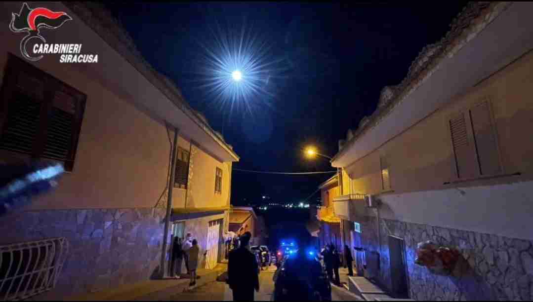 Noto, spari in strada e tentato omicidio, fermato un uomo appartenente alla comunità dei “Caminanti”