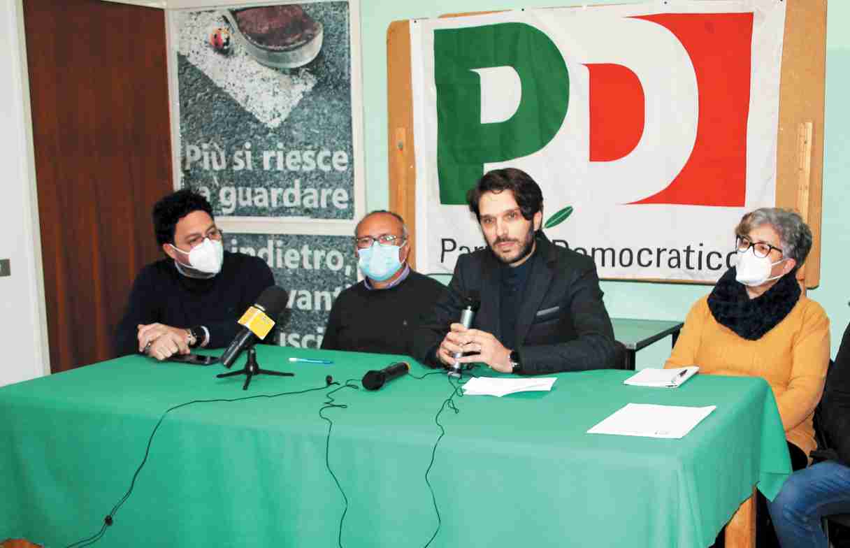 Il Pd dopo il comizio di Di Rosolini: “Forse non siamo stati chiari, il nostro elettorato è libero”