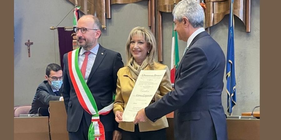 Caterina Carpanzano Calabrese insignita del titolo di Cavaliere della Repubblica