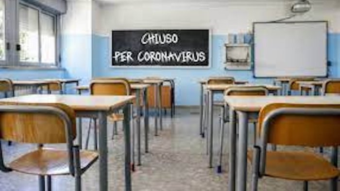Rosolini zona arancione, il sindaco chiude tutte le scuole, riattivata la Dad dal 10 al 19 gennaio