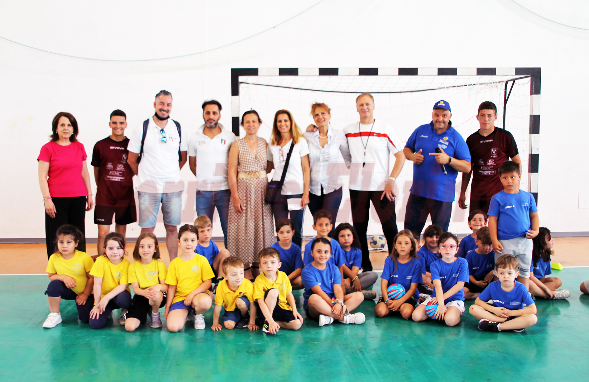 Un “Open Day” al PalaTricomi per educare i bambini al gioco della pallamano