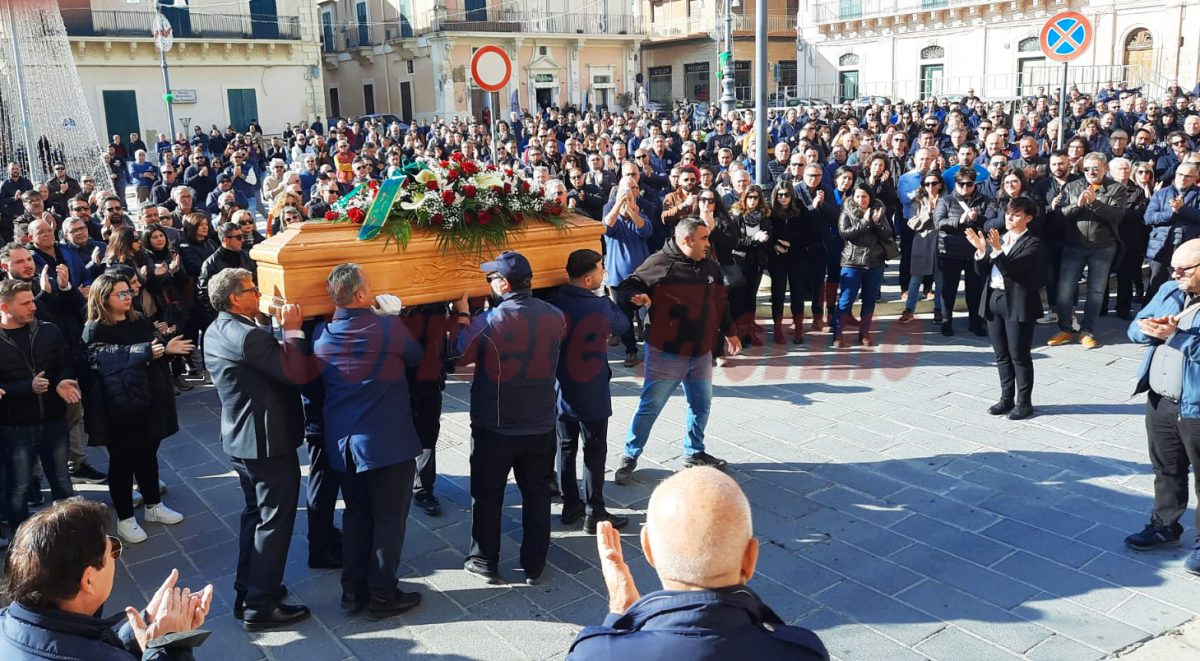 A Rosolini dolore e silenzio per l’ultimo saluto a Giuseppe Immermina