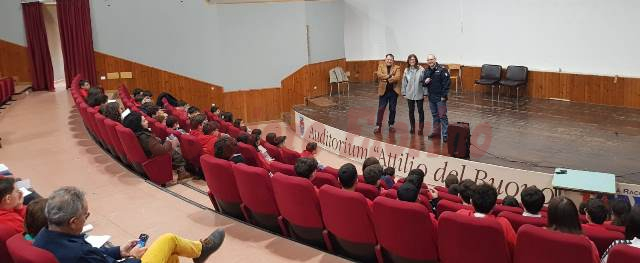 Rosolini, la Polizia incontra gli studenti dell’Istituto scolastico D’Amico