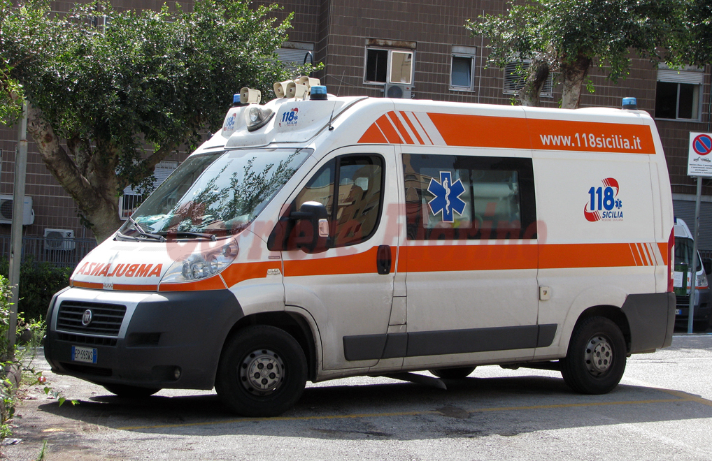 Tragedia a Siracusa, rosolinese 49enne si toglie la vita lanciandosi da un balcone