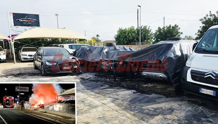 Fiamme nella notte in un autosalone, completamente distrutte cinque auto