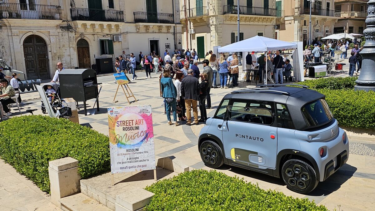 Parte la lotteria “Street Art”, primo premio un’auto elettrica