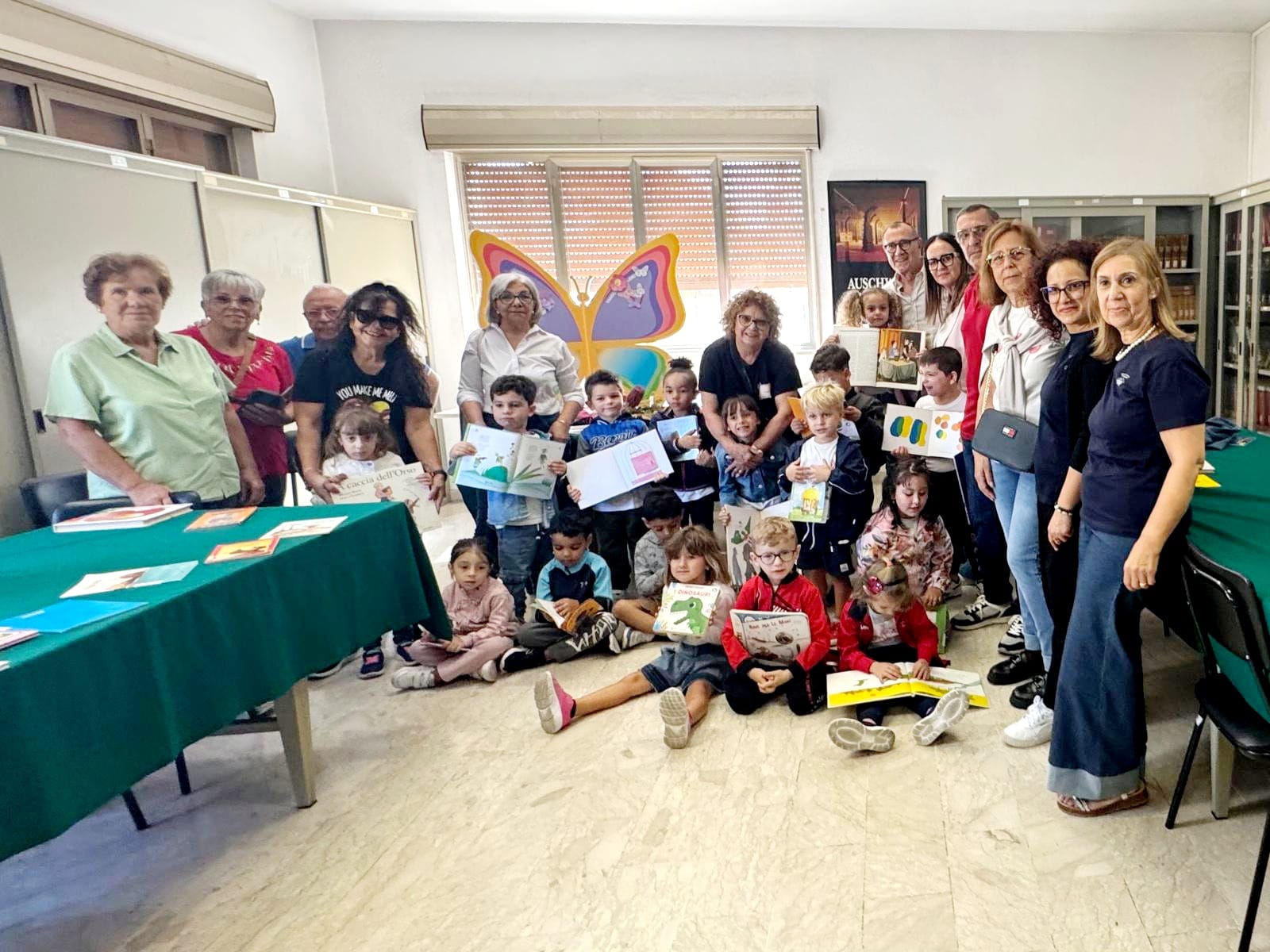 I bambini dell’istituto De Cillis celebrano i nonni alla Biblioteca Comunale I bambini dell’istituto De Cillis celebrano i nonni alla Biblioteca Comunale