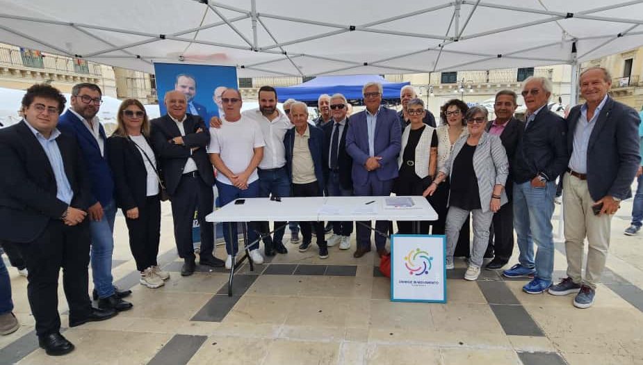 Patto federativo tra Forza Italia e Energie in Movimento: “Un nuovo impulso all’azione politica per Rosolini” Patto federativo tra Forza Italia e Energie in Movimento: “Un nuovo impulso all’azione politica per Rosolini”