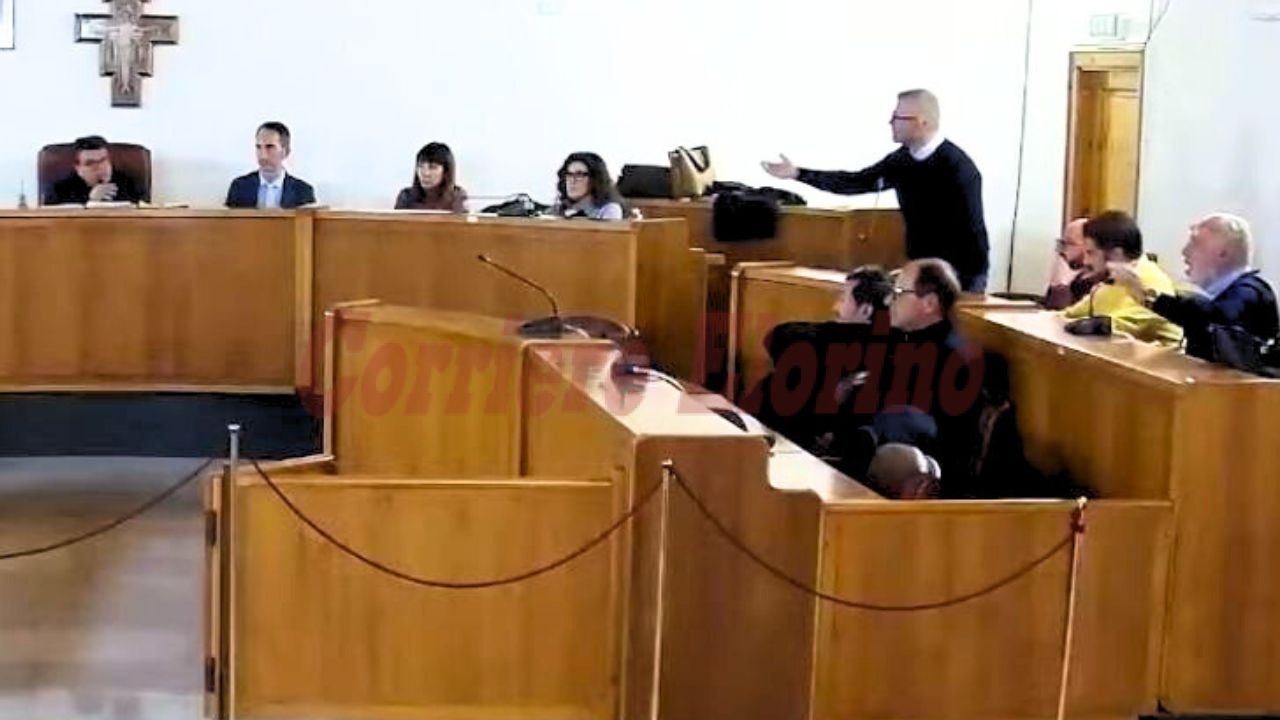 Consiglio comunale rinviato, l’opposizione: “Ennesimo atto di immaturità politica di questa amministrazione” Consiglio comunale rinviato, l’opposizione: “Ennesimo atto di immaturità politica di questa amministrazione”