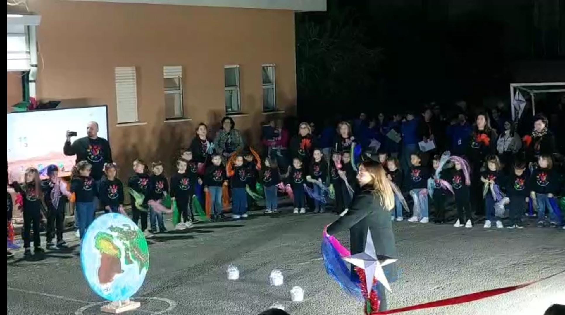 All’Istituto “Santa Alessandra” l’open day “Lumina Rara – l’Open Day” per coniugare istruzione, creatività e umanità All’Istituto “Santa Alessandra” l’open day “Lumina Rara – l’Open Day” per coniugare istruzione, creatività e umanità